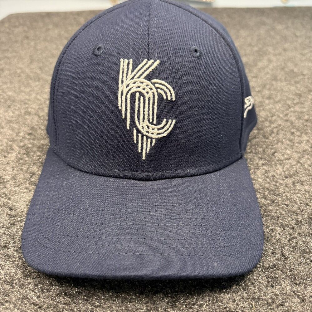 KC Kansas City Royals New Era 39Thirty Navy Stretch Fit Cap Hat Adult M/L